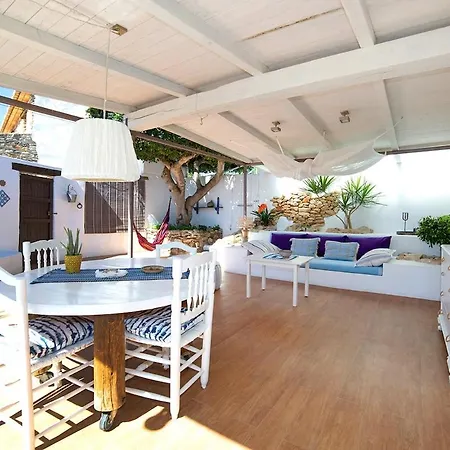 En Benissa, Pool And Bbq,chill Out Patio, Near Morair, Altea, Jalon فيلة بينيسا